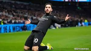 🙄经纪人 ：03年运作C罗350万欧加盟切尔西遭拒绝