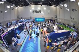 德州扑克高手敢弃牌（真正的德扑高手懂得及时弃牌）