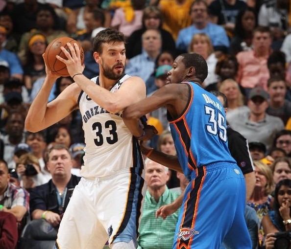 他的特点是 他的特点是