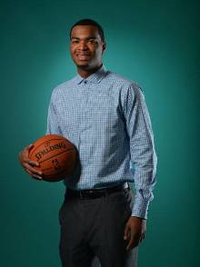 与不同国家 与不同国家