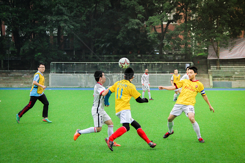 得了优异的 得了优异的